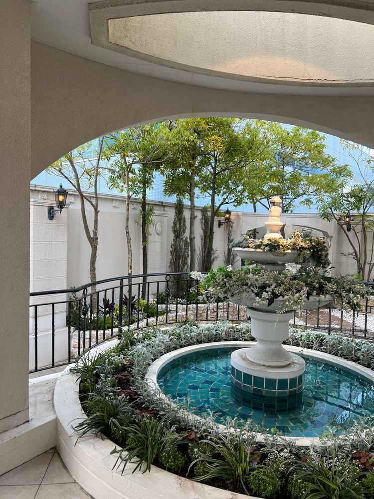 チャペル前の通路