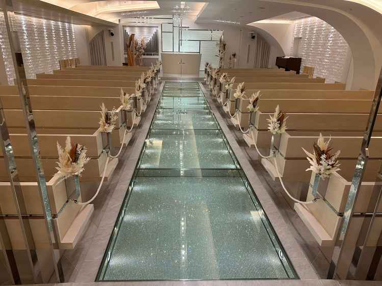 スワロフスキーのチャペル