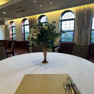 大きな窓から緑が望め、開放感がありました。