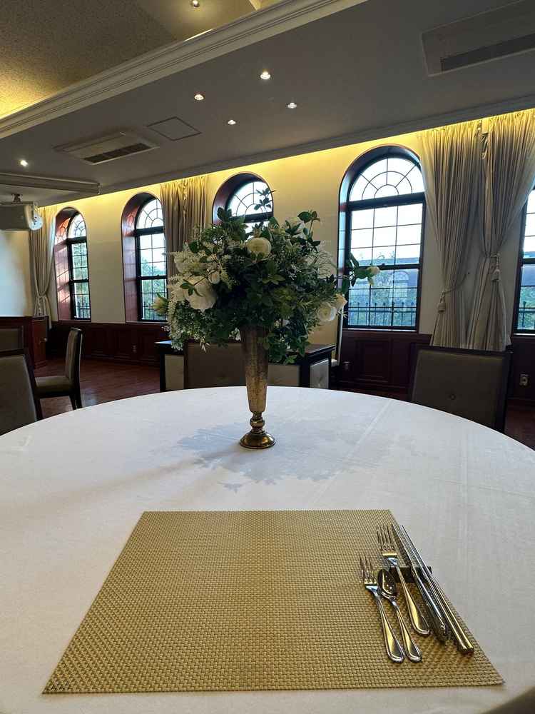 大きな窓から緑が望め、開放感がありました。