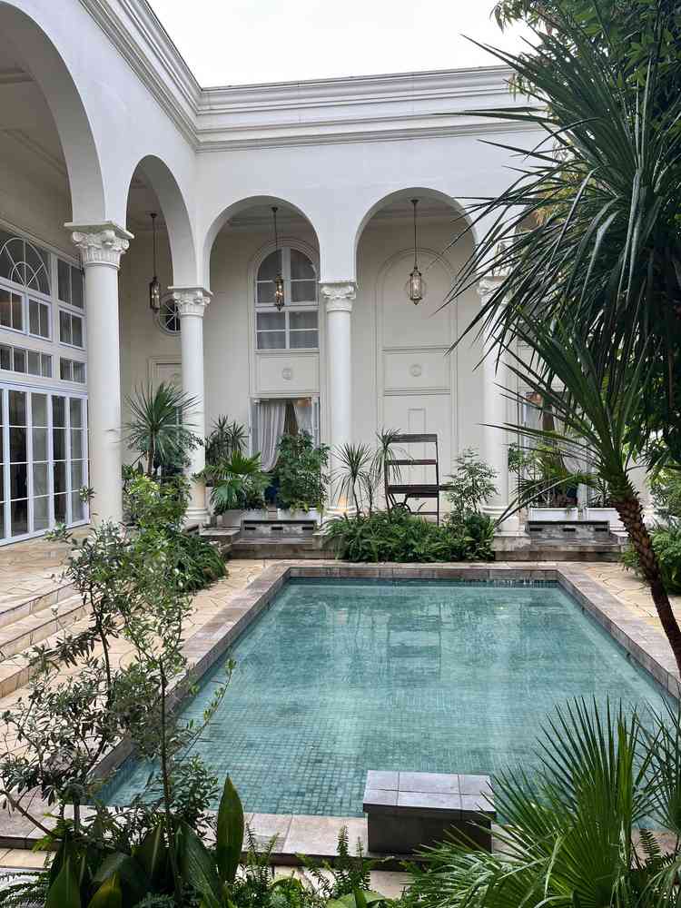 プールが思ったより大きくなくてちょどよかった。