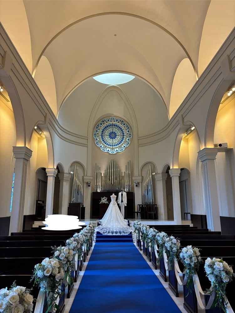 天井の高いチャペル