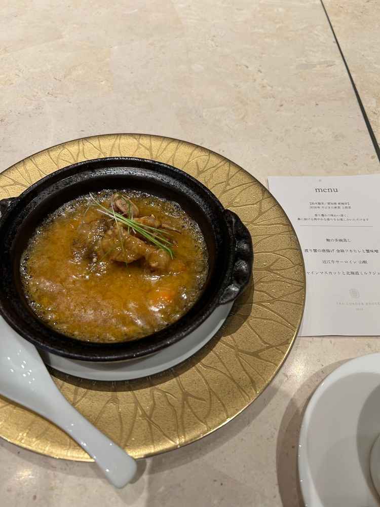 試食のフカヒレと蟹です。味付けもしっかりあってとても美味しかったです。夫婦共に印象に残った料理です。