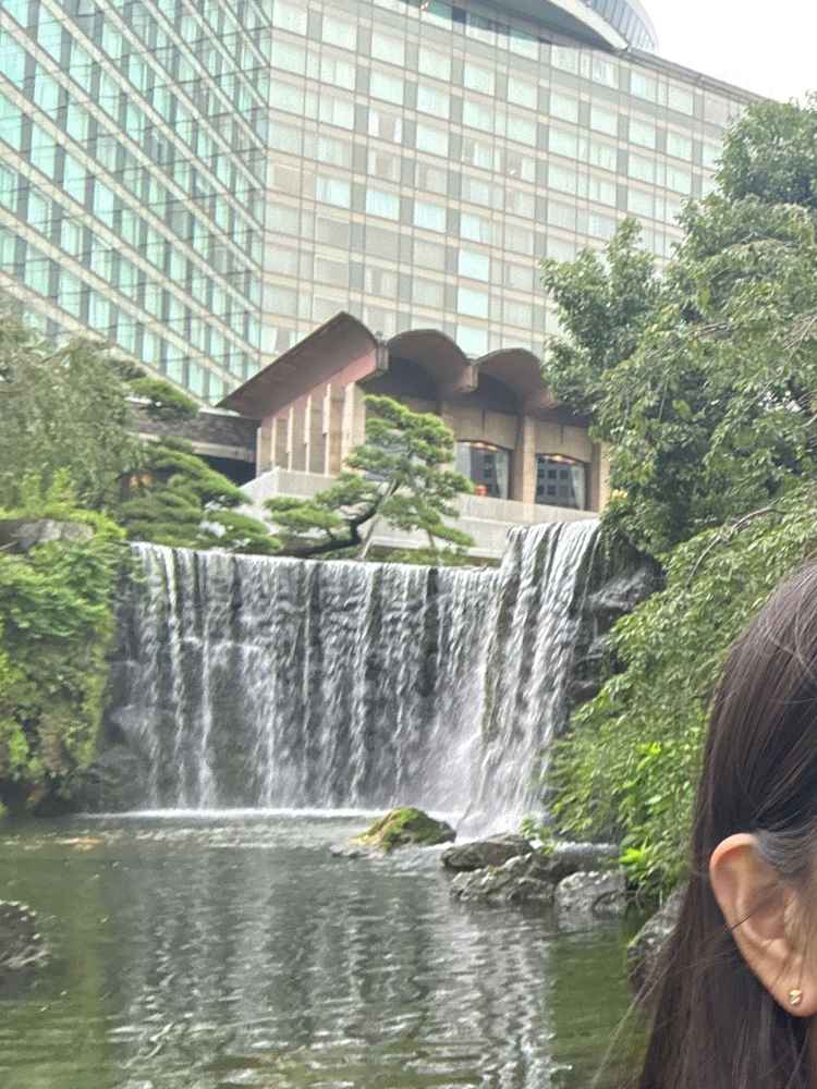滝前　かなり一般の方がいらっしゃいました