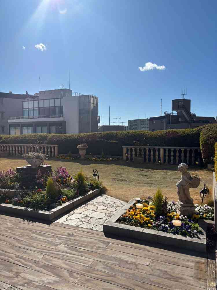 チャペル横のお庭。