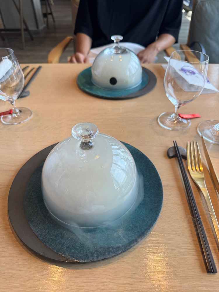 スモーク演出が楽しめる料理