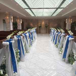 最上階にあるチャペルです。天井から光が差し込んで明るい空間でした。