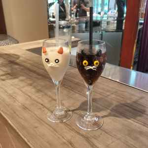 ドリンクを新郎新婦の好きなデザインで作ってくださるそうです。追加料金はかかりません。