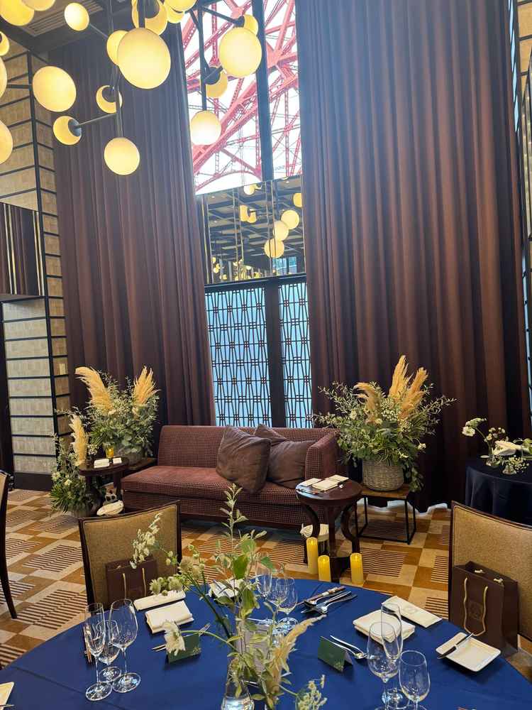 結婚式に参列した回数がすくなかったので、実際の披露宴会場の見学ができてイメージがつかめました