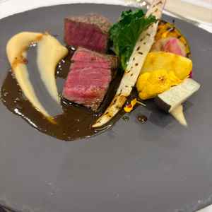 フェアで食べれたコースのお肉。とっても柔らかくてすごく美味しかった