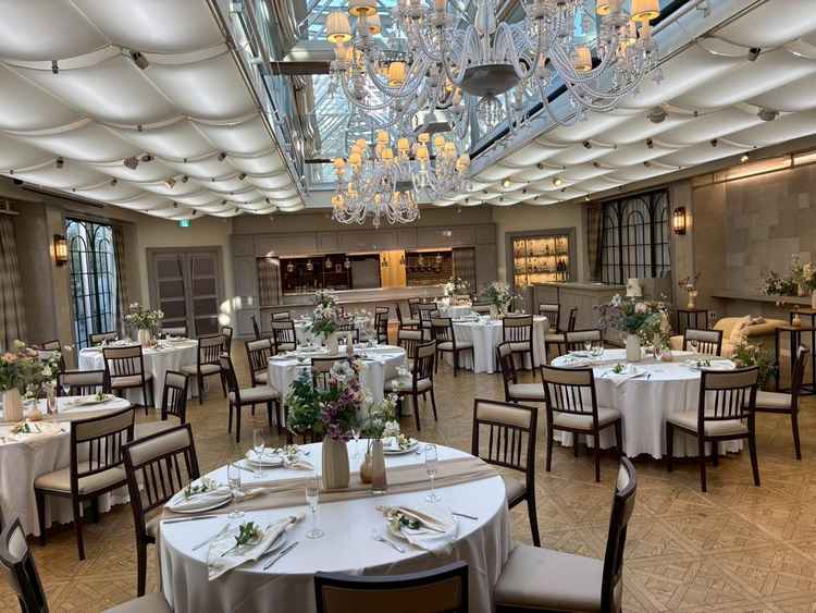 披露宴会場①白貴重でいろんなタイプの披露宴ができそうな会場でした