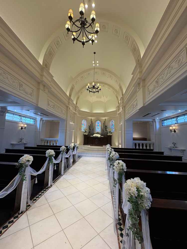 チャペル（白い大聖堂）