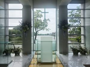 一階にあるチャペルも意外と景色が綺麗だった。