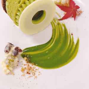 試食会のデザート。季節を感じ、彩り鮮やかなデザートプレートでとても上品で美味しかったです。