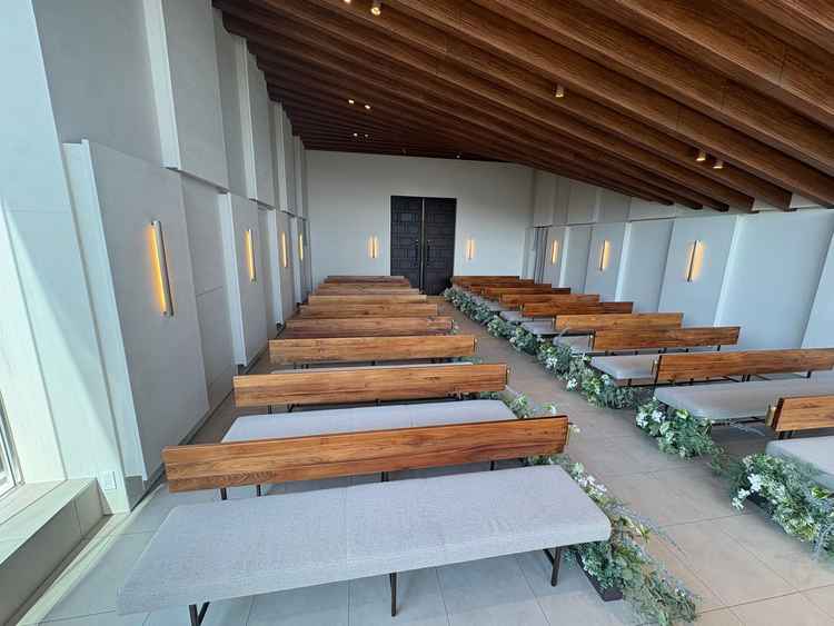 チャペル、ゲスト席