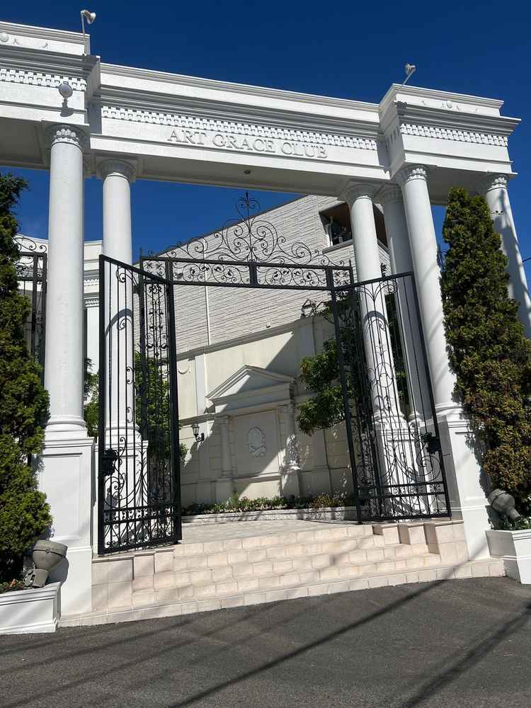 会場入り口の外観。大きくてわかりやすい。