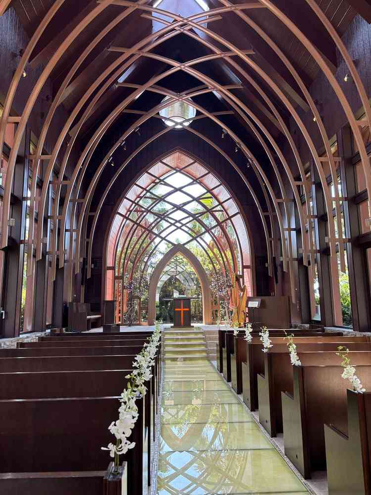 ガラスのチャペル