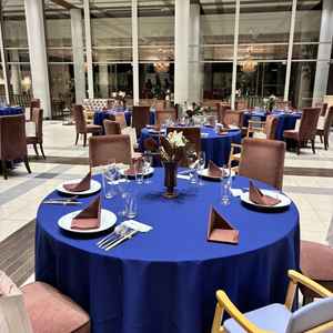 披露宴会は２種類見せてもらいました。実際に挙式された方のエンドロールムービーも見せていただけました！