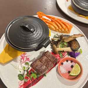 和牛とココットの料理