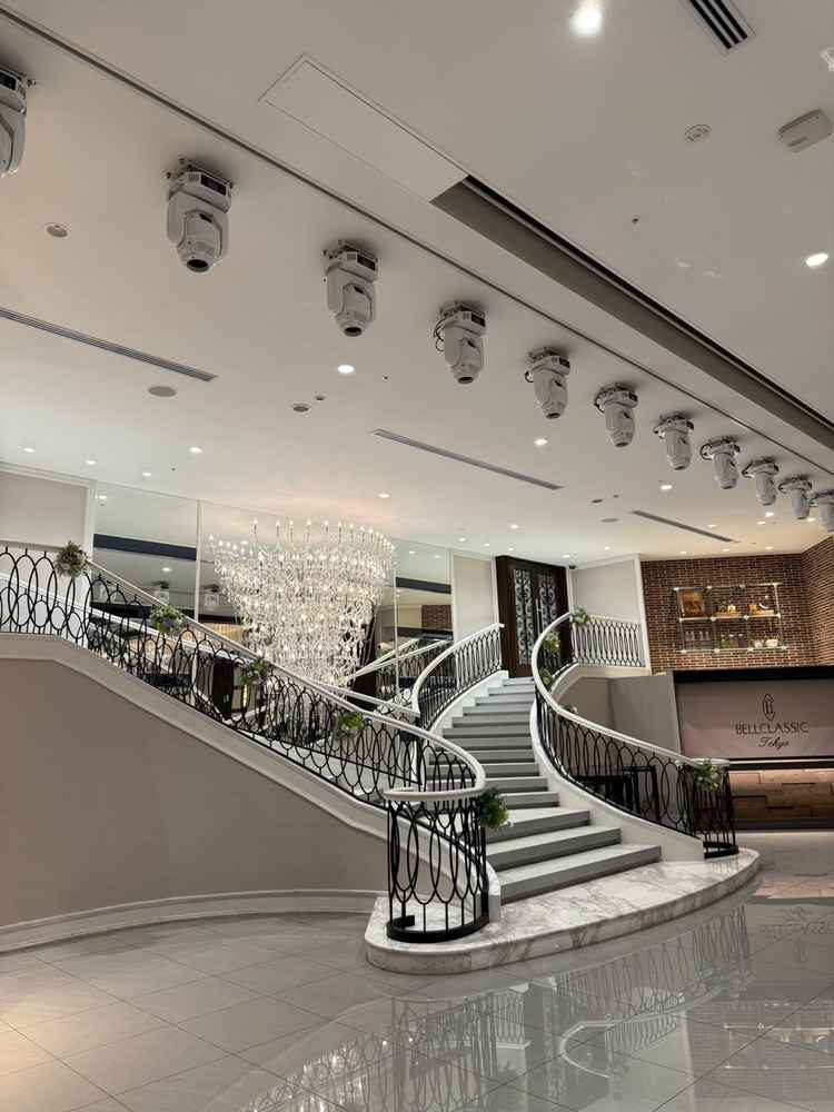 大階段。披露宴会場にあります。かなり素敵でした！