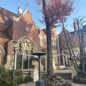 披露宴会場に併設されたプライベートガーデン