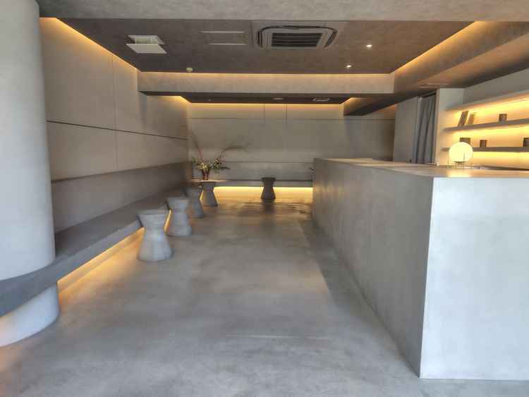 ゲストを迎えるラウンジの写真です