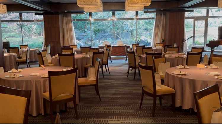 マグノリアから庭園が見えます