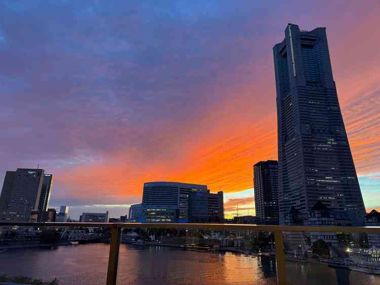 夕日に合わせて