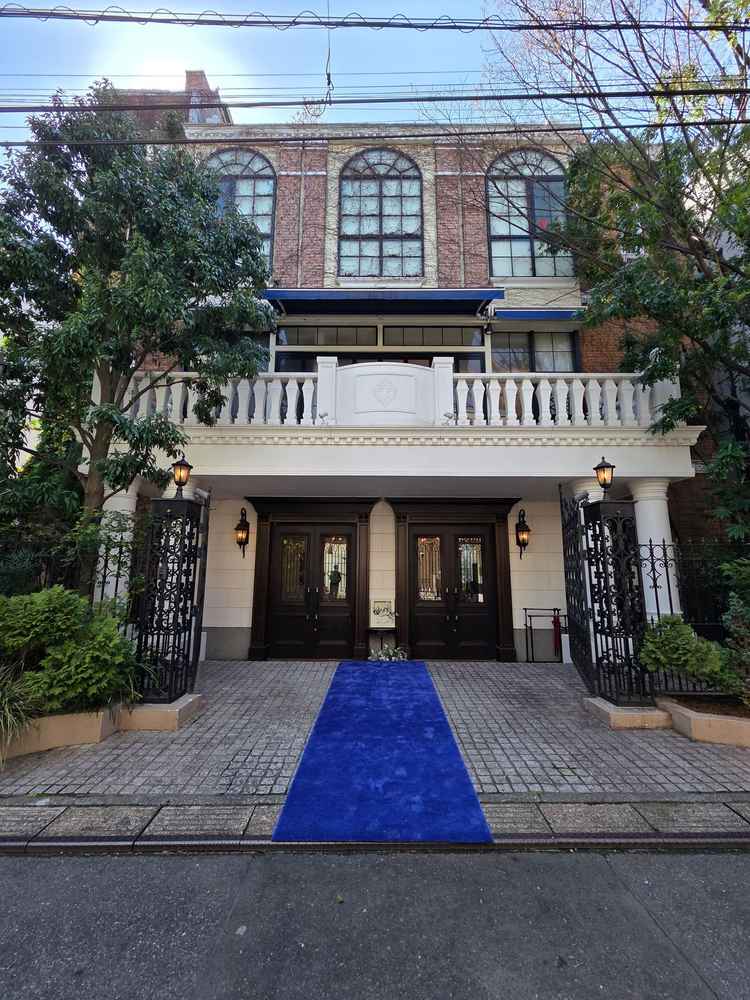 外観がシックでお洒落