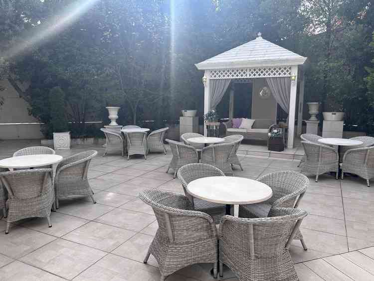 披露宴会場から繋がっているテラス