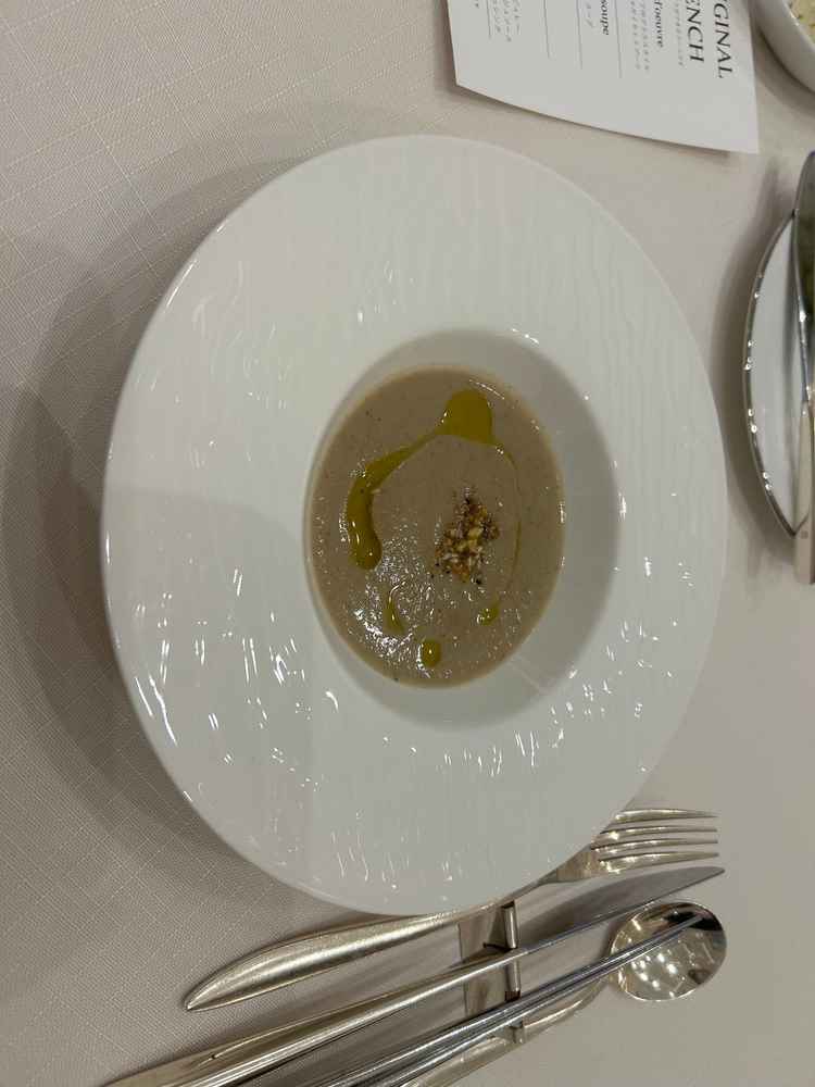 ごぼうを使ったスープ。とってもおいしかったです！
