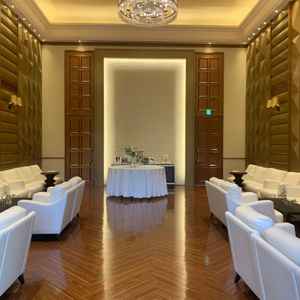 控室の様子ですが、ここを披露宴の会場にすることも可能とのことです