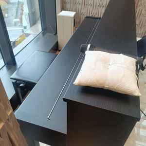 チャペル内に設置されていた演奏用の電子ピアノ