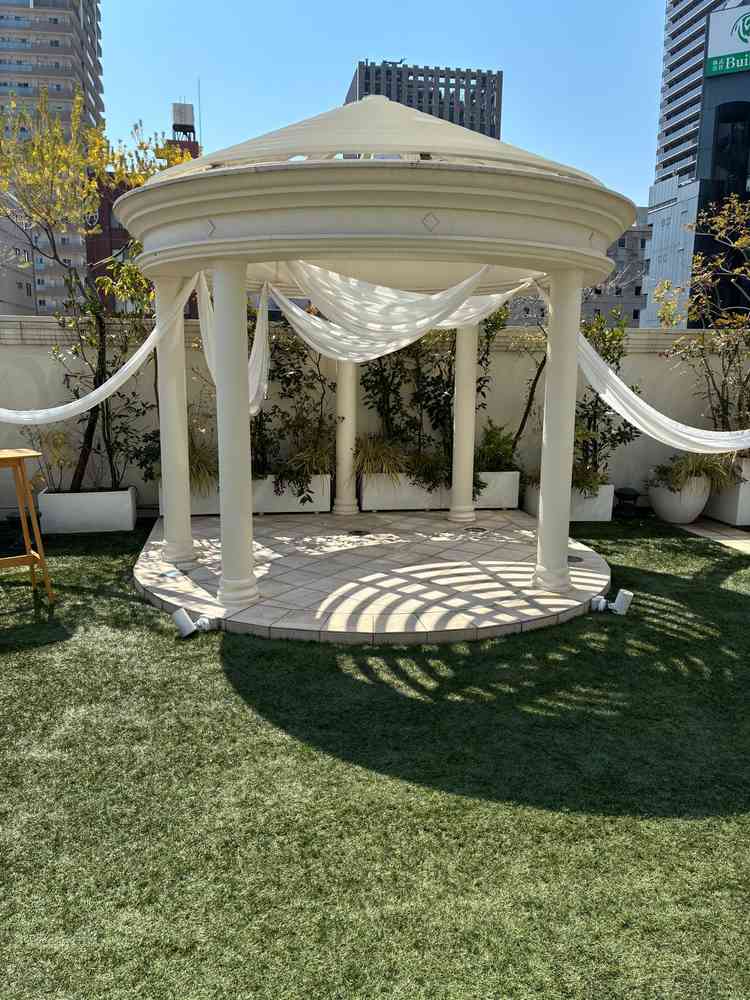 開放感のある屋上ガーデンスペースでした。