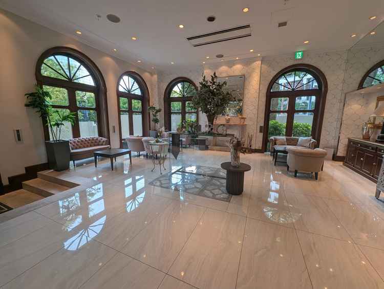 ヴェネツィア邸ロビー