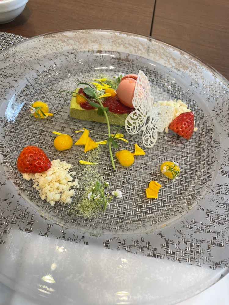 デザートの試食