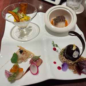 試食はプレートでした。