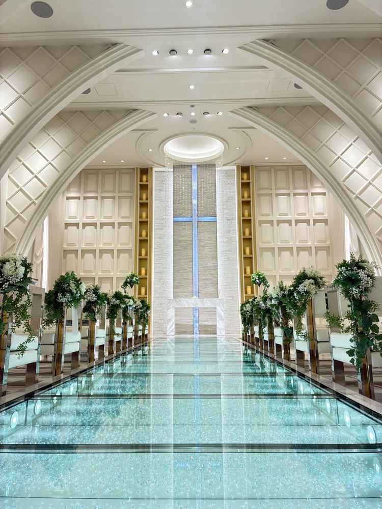 床のダイヤモンドの輝きがとても綺麗でした！床の反射を利用した写真も撮れるそうです。