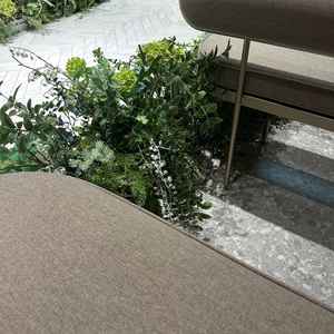 チャペル 列席者サイドの装花