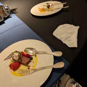 試食のデザート。美味しくて写真撮る前に食べてしまったので食べかけですみません。