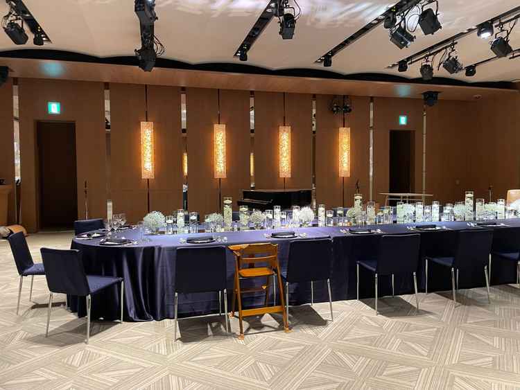 テーブルコーディネートの一例です。