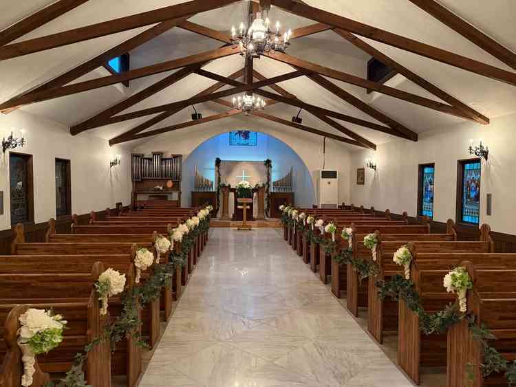 チャペルも落ち着いた雰囲気でした。