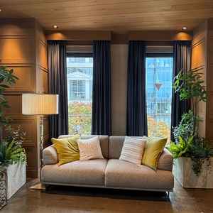 バンケットの中の端にソファーがあり親族が寛ぐことができると説明をうけてかなり好印象だった。