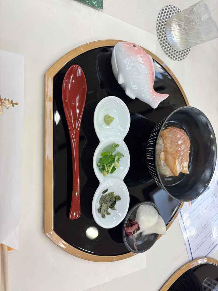 試食の鯛茶漬けです。