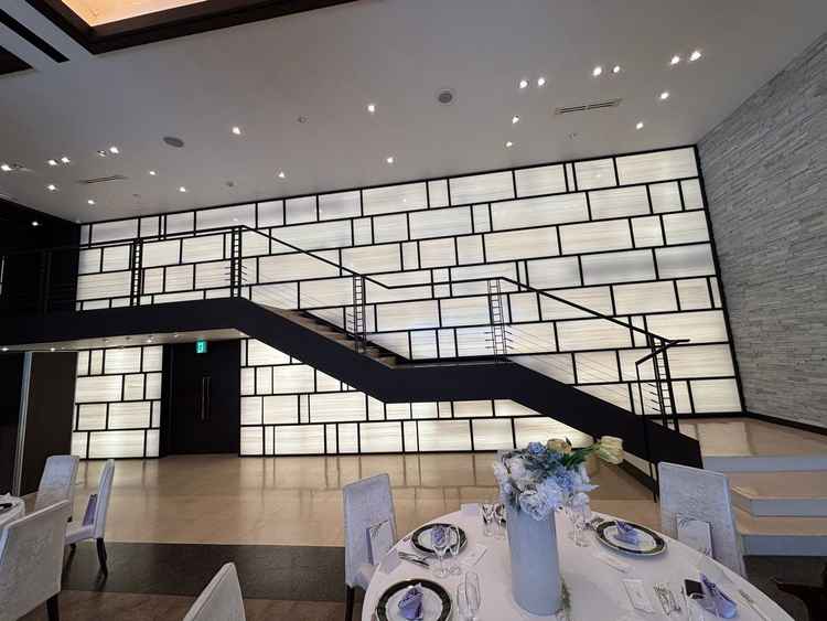 披露宴会場の階段