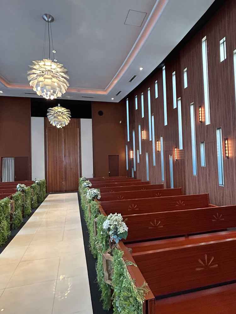 温かみのある雰囲気で、落ち着いたチャペルが素敵でした。