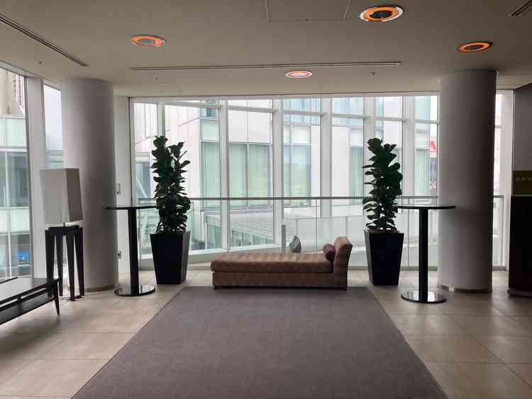 待合空間が広かったです。広い披露宴会場の方は一部を待合発にすることもできるそうです。