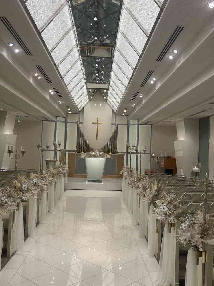 チャペルも、オーソドックスな格式あるチャペルで、とても素敵でした。暖かみを感じました。