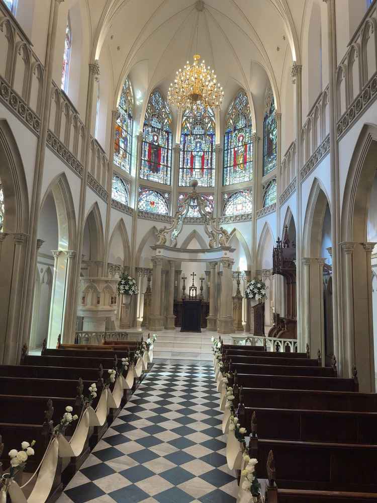 チャペルの中の写真、凄くヨーロッパ式の感じがでていました。雰囲気があり感動しました。