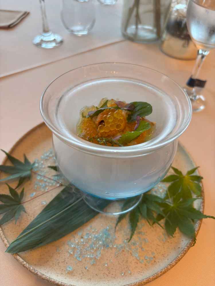 料理は演出、オリジナルのメニューが作れるということで魅力を感じました。
